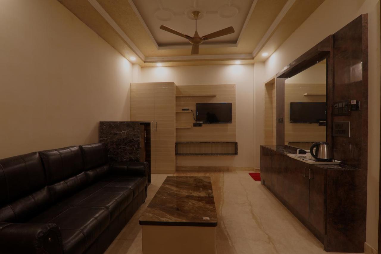 Shri Tirupati Residency Hotel Lucknow Ngoại thất bức ảnh