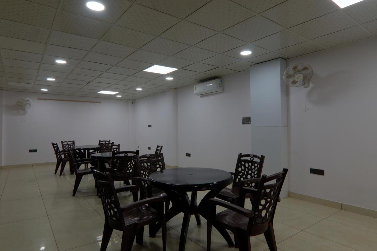 Shri Tirupati Residency Hotel Lucknow Ngoại thất bức ảnh