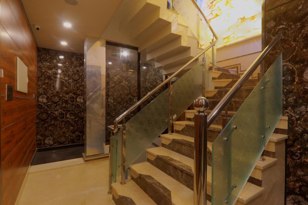 Shri Tirupati Residency Hotel Lucknow Ngoại thất bức ảnh