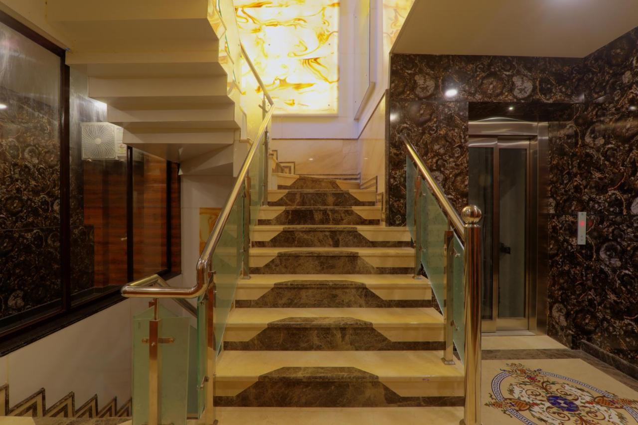 Shri Tirupati Residency Hotel Lucknow Ngoại thất bức ảnh